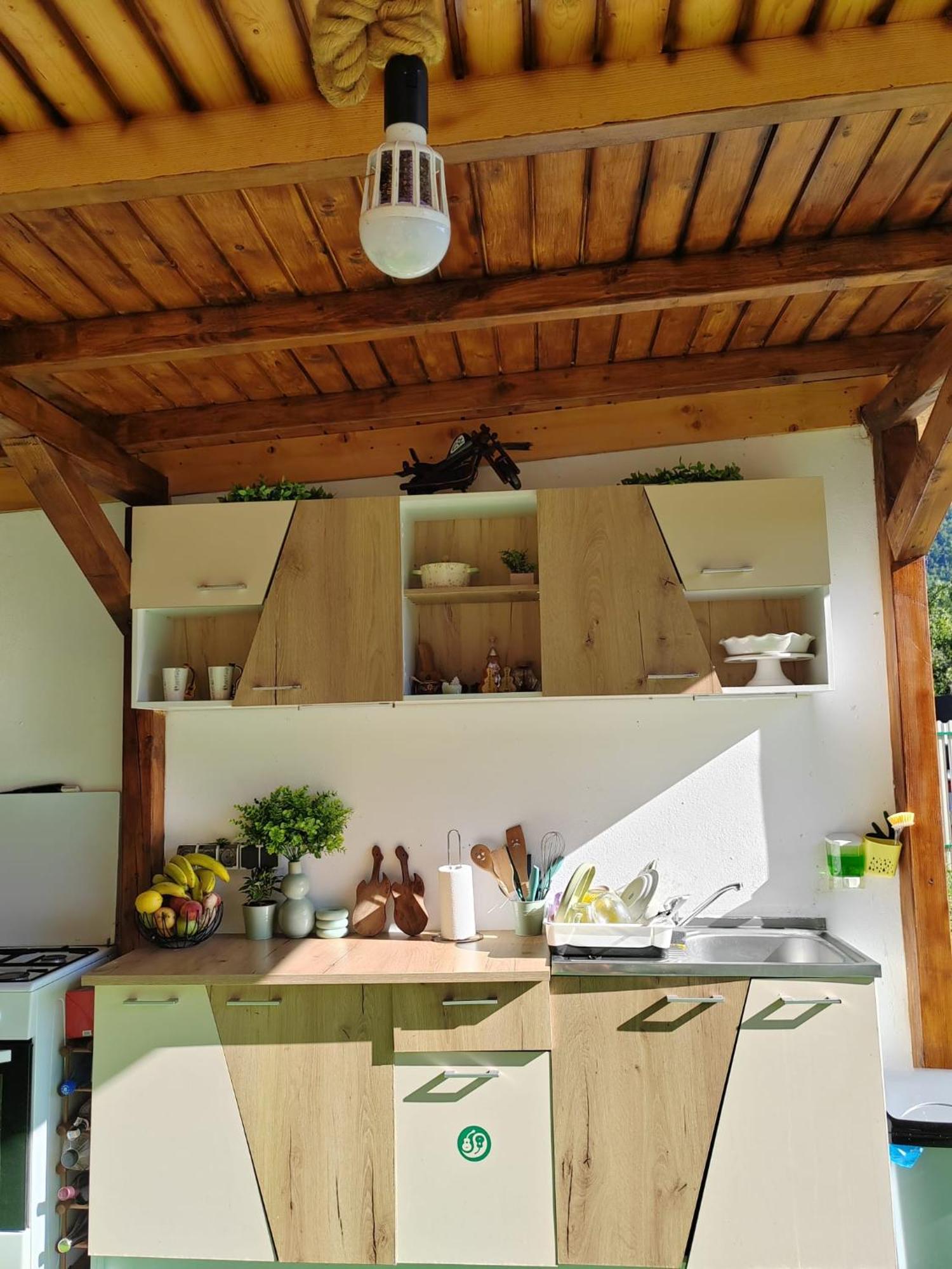 Luna Rock Glamping Brezoi - Blue Scai Ngoại thất bức ảnh